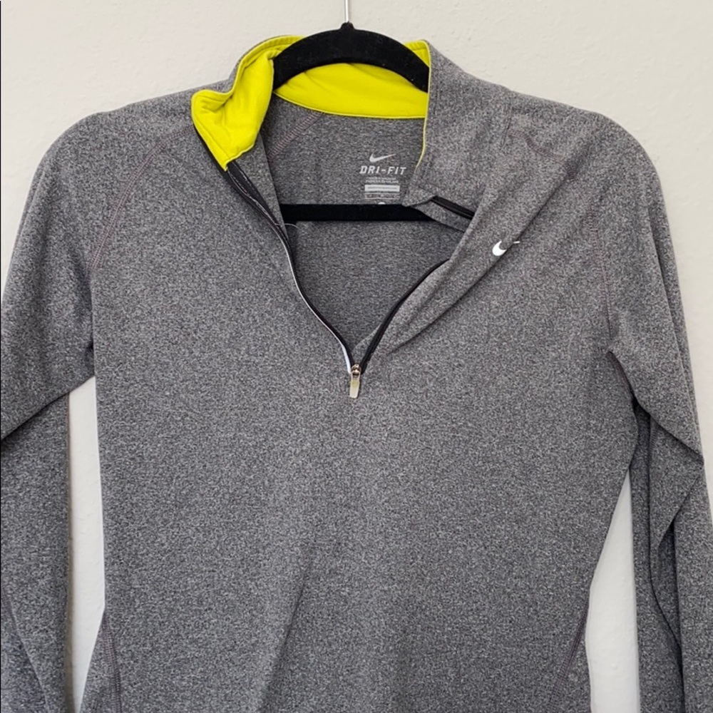 Nike Dri-Fit Pullover